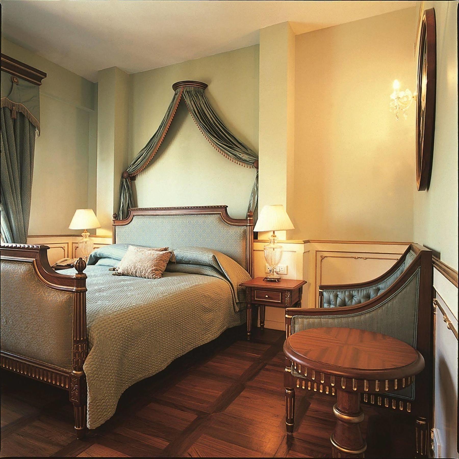 The Gordon House Hotel, Colaba Bombaj Pokoj fotografie
